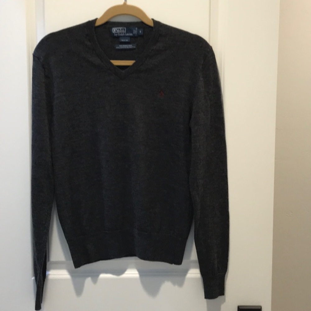 POLO by Ralph Lauren MENS DARK GRAY MERINO WOOL V-NECK SWEATER. SIZE SMALL